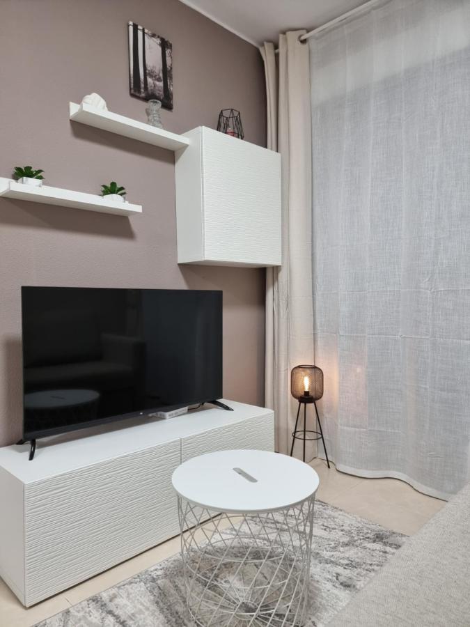 Luxury Evita Apartments In Torrevieja Exterior foto